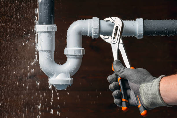 Professional Pipe Repair technician working in East China, MI